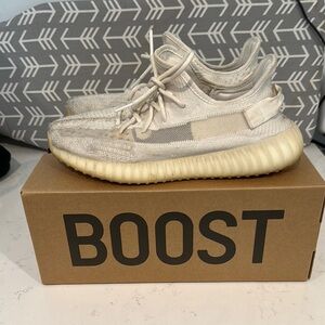 Adidas Yeezy Boost 350 V2 Cream Sneakers